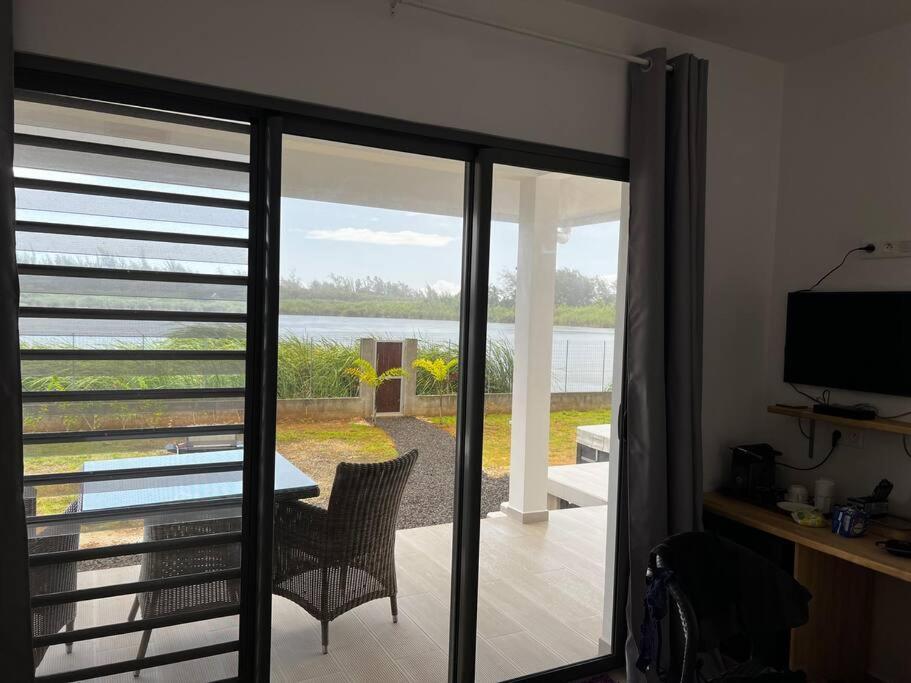 Bungalow Sweet Escape Fare Eksteriør bilde